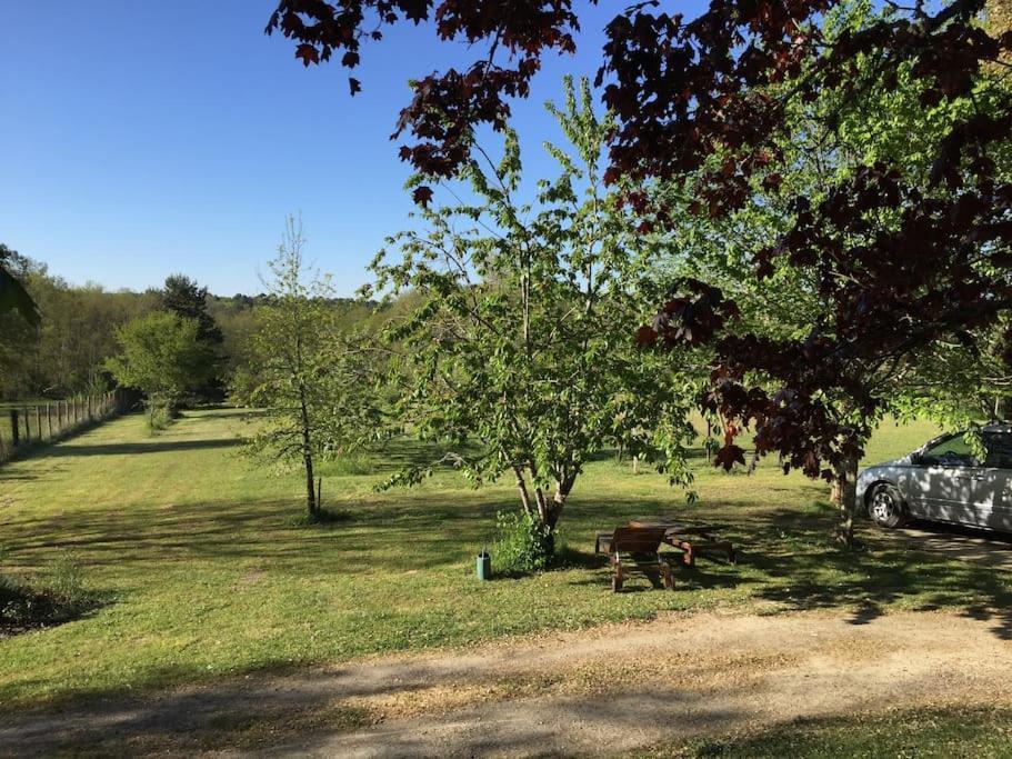 Grande maison avec parc de 6000m2 Pompiey Extérieur photo